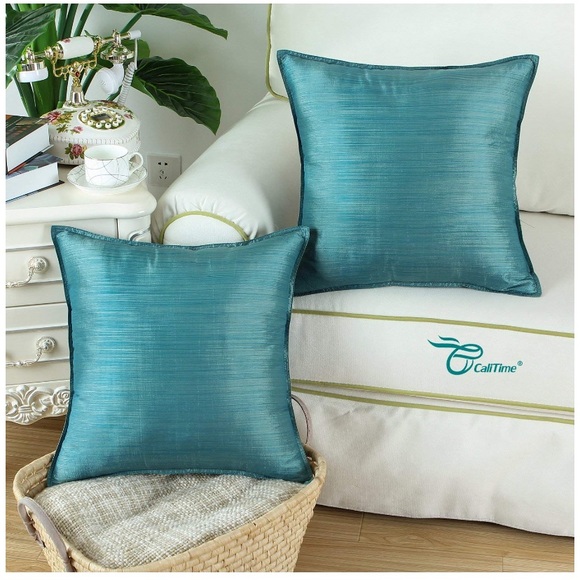 NWT✨ Set of 2 Teal Accent Pillow Covers - Picture 2 of 7